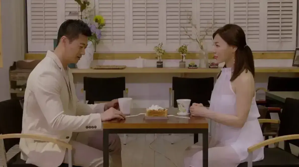 《邻居家妻子》韩国电影未删减版1080P高清在线观看-《我邻居的老婆》韩语中字百度网盘夸克迅雷下载-《내 이웃의 아내》无删减完整版资源-高清无广告播放邻居的妻子