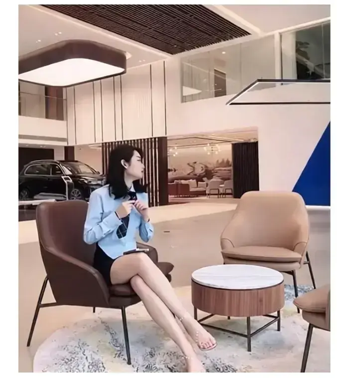 佳木斯新玛特迪桑特女销售事件完整现场视频 - 极度震撼全网震惊 - 佳木斯新玛特导购事件后续结果意想不到 - 免费在线观看